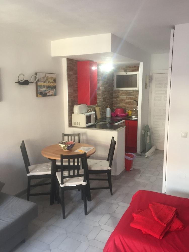 Jupiter Appartments بينالماذينا المظهر الخارجي الصورة
